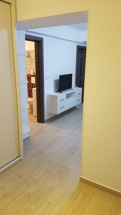 Tina Apartament 2 Craiova Exteriör bild